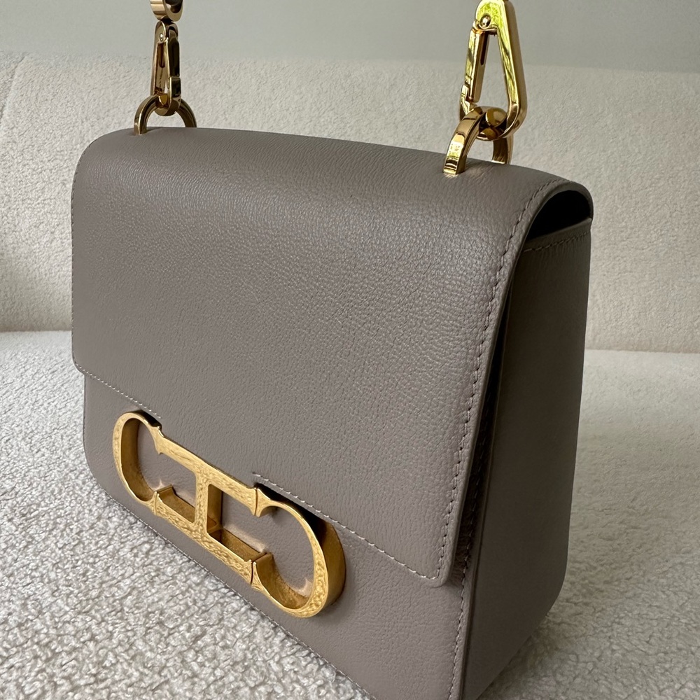 Elegant Cream Shoulder Bag - Picture 4 of 9